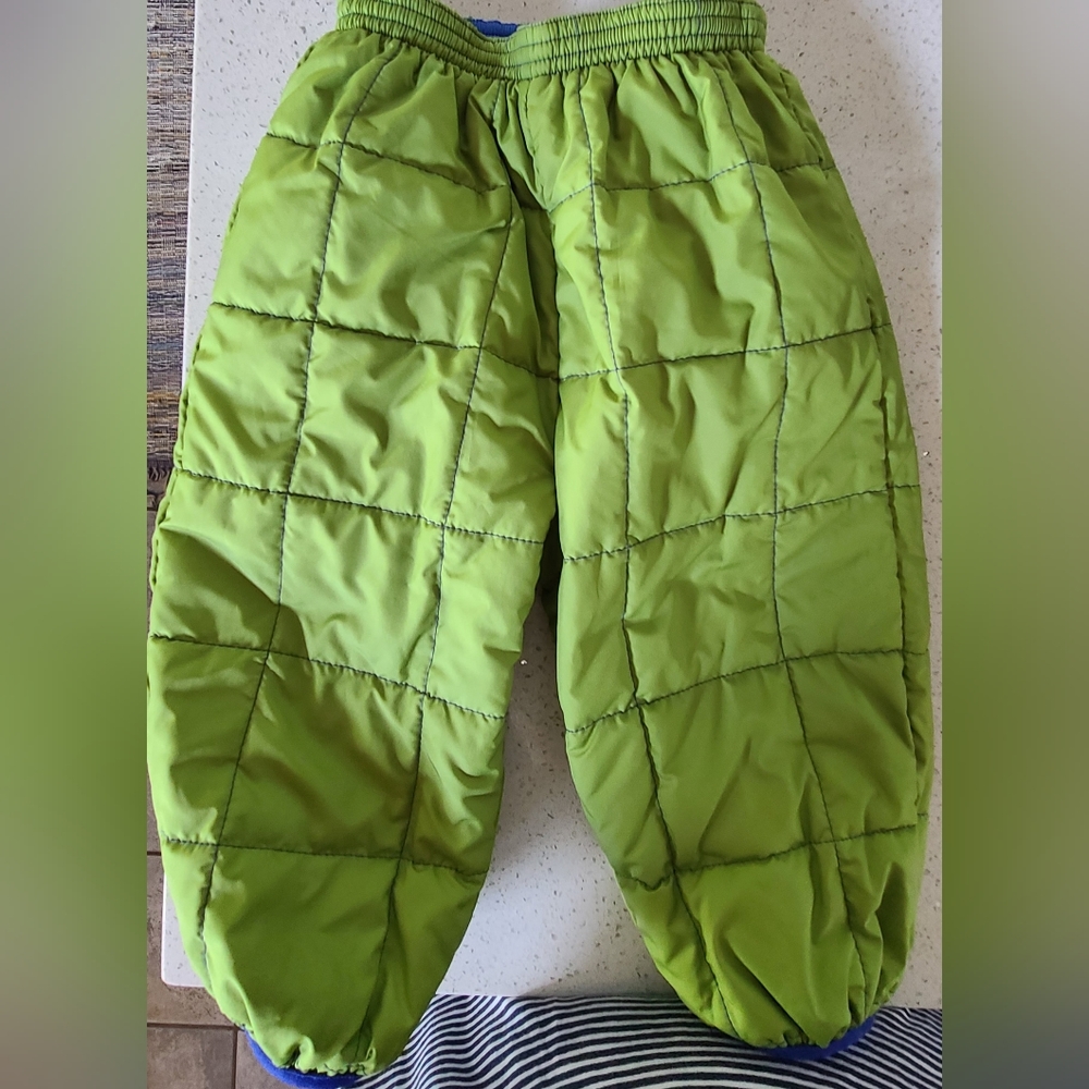 Patagonia reversible snowpants 12m